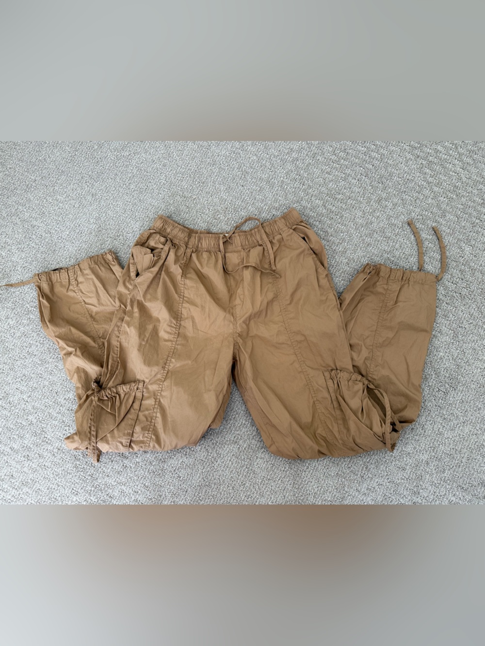 Abercrombie & Fitch Tan Elastic Waist Cargo Joggers